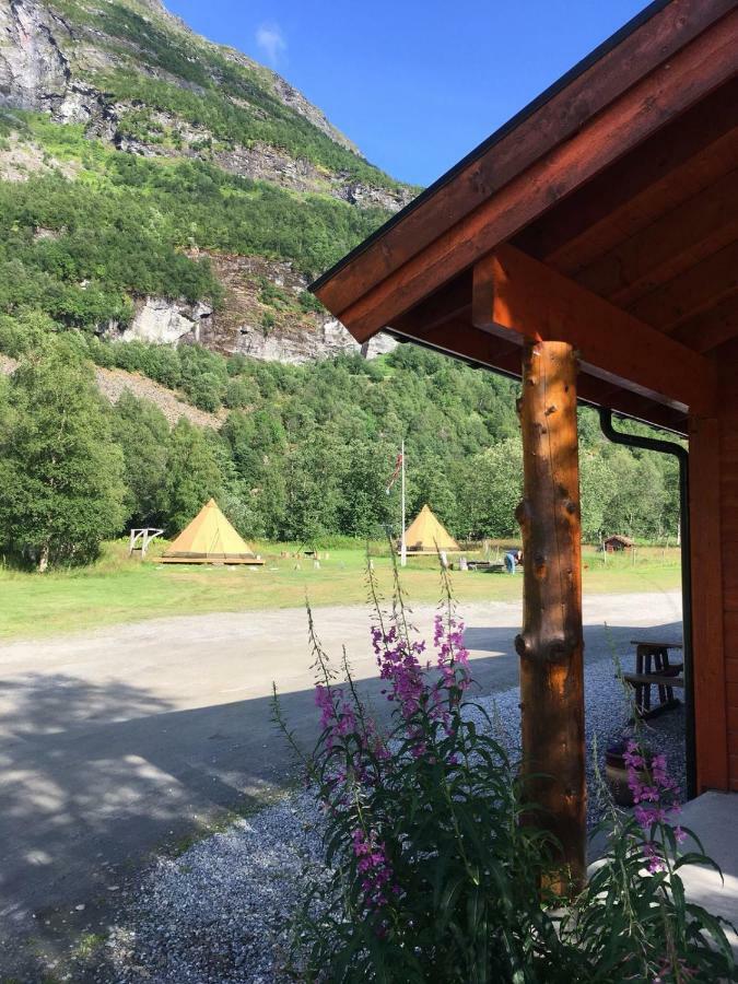 Dalen Gaard Camping Og Hytter ガイランゲル エクステリア 写真